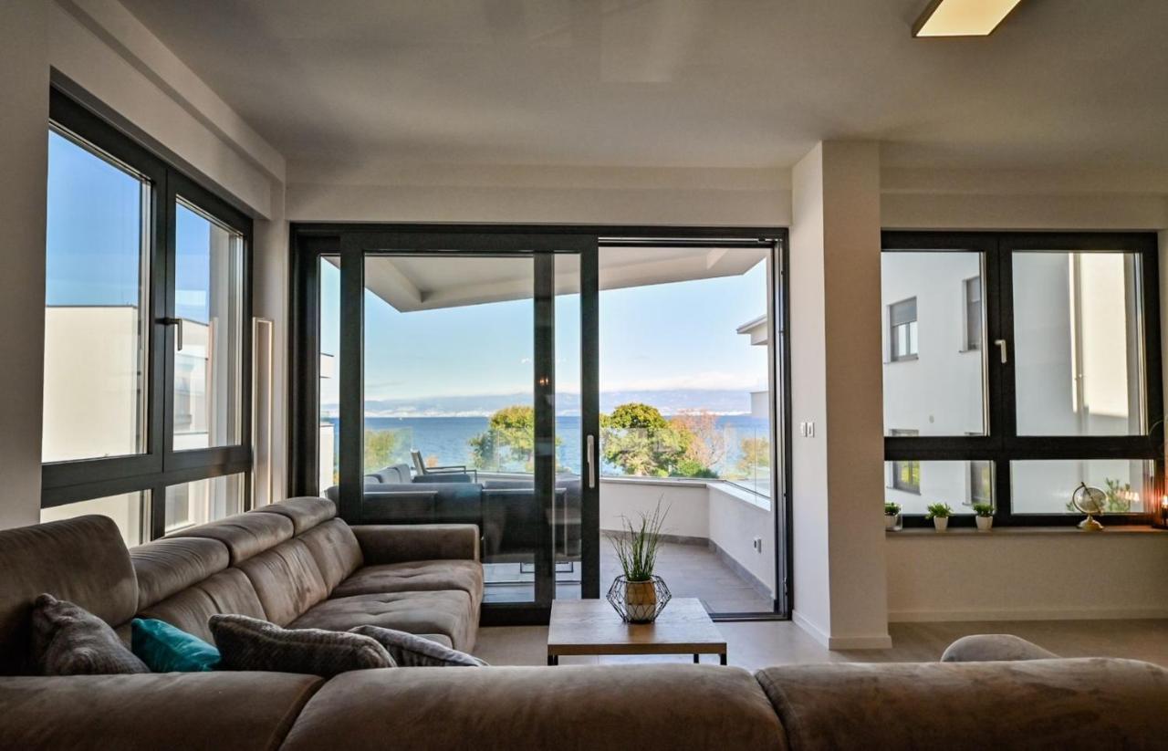 Two bedroom apartment Blue Sea Malinska Buitenkant foto