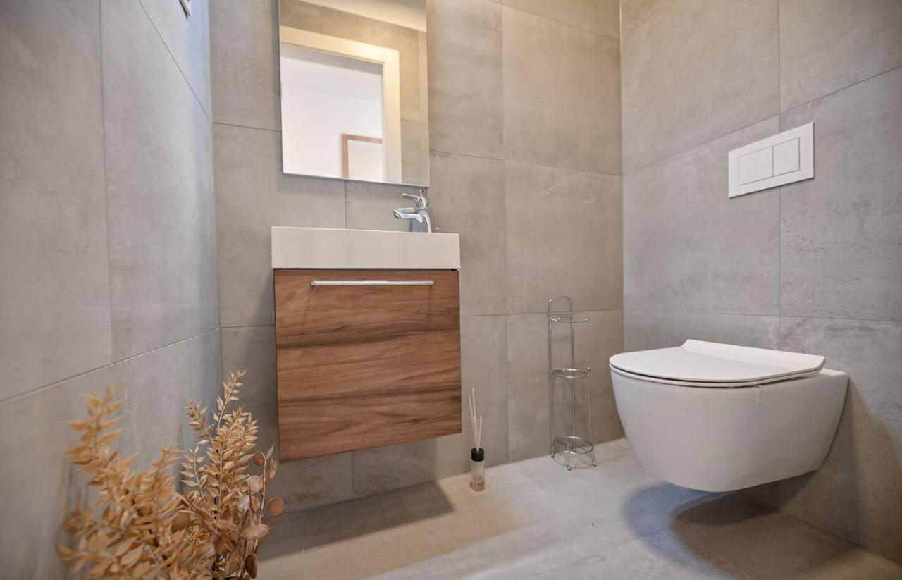Two bedroom apartment Blue Sea Malinska Buitenkant foto